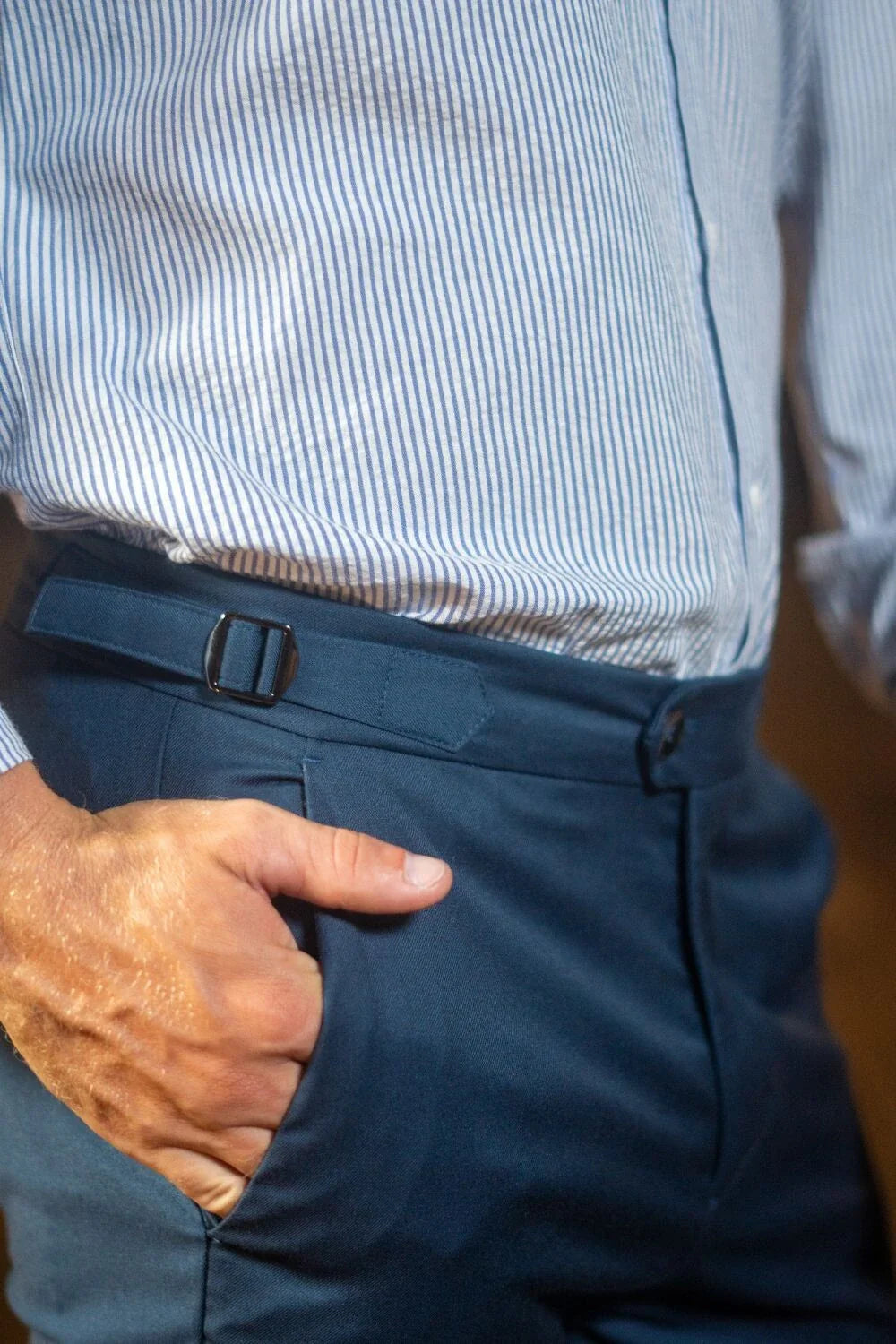 Calça Blaine Alfaiataria Com Ajuste Lateral - Linha Rich - Azul Escuro