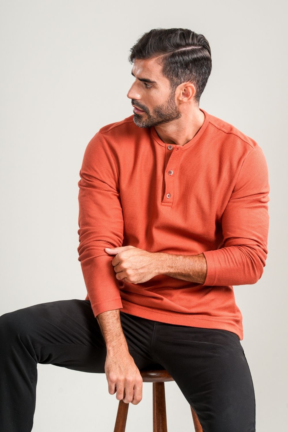 Camisa Henley Manga Comprida Terracota - Linha Essential