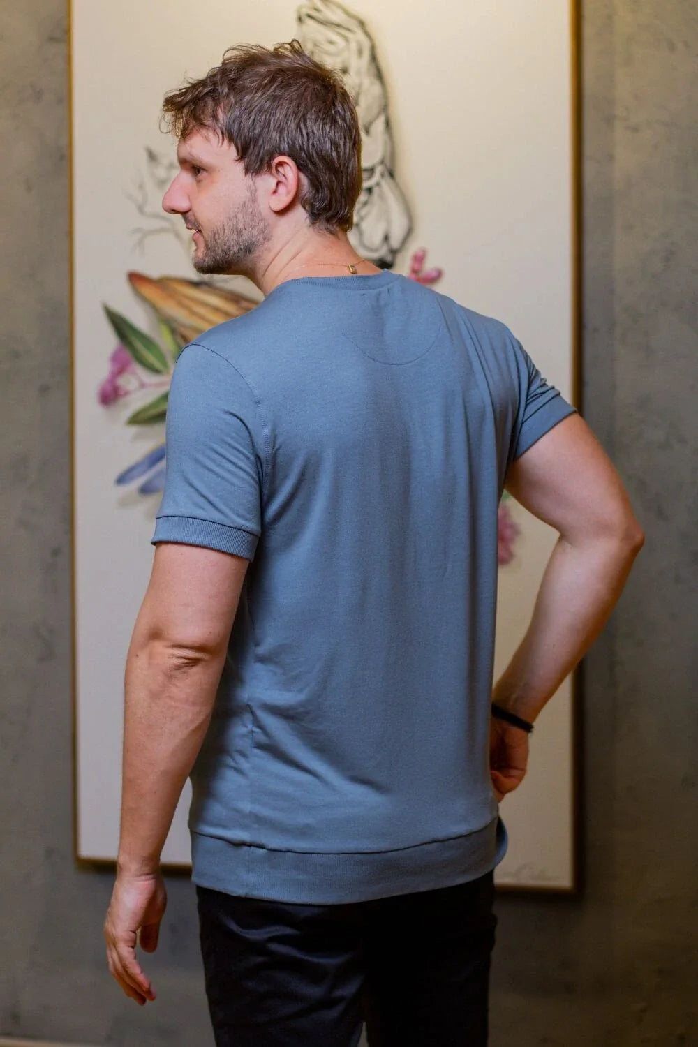 Camiseta Opus  - Linha Essential - Chumbo