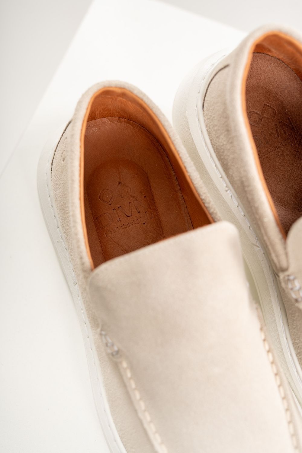 Loafer Portofino Camurça - Linha Resort - Creme